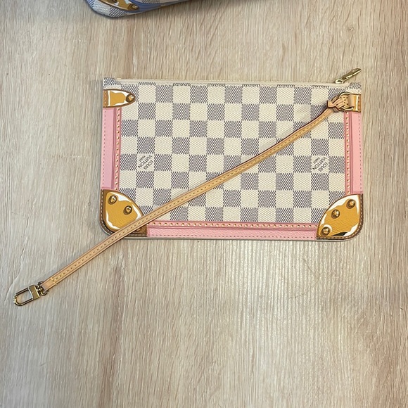 🛑SOLD🛑Louis Vuitton Summer Trunks Neverfull POUCH 🎆Limited Edition 🎆 - Picture 8 of 11